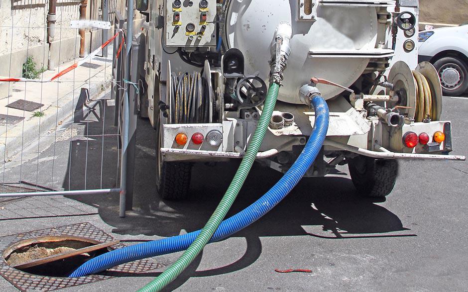 prix pour déboucher canalisation Vernouillet